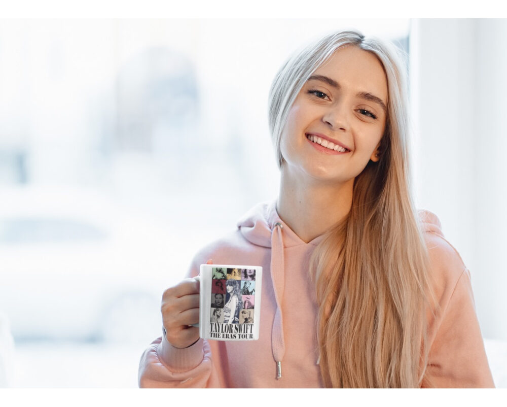 Taza Taylor Swift Mágica Cerámica Eras Tour Coleccionable - Image 2